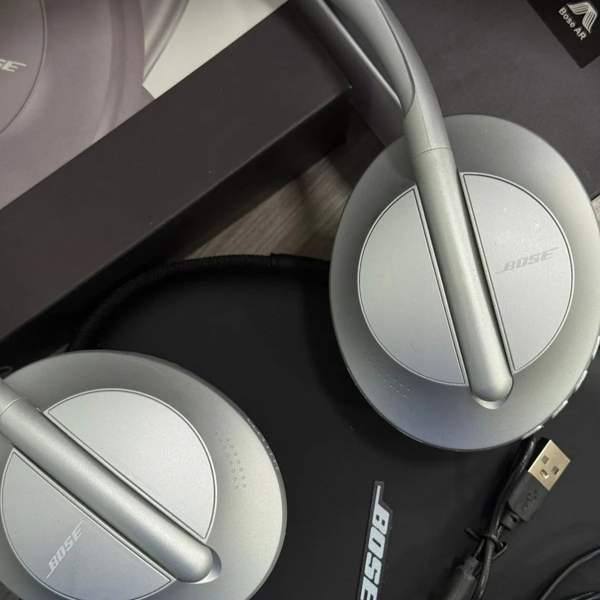 Audífonos Bose 700 Tipo Diadema con Cancelación de Ruido Total y Bluetooth